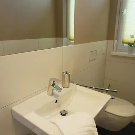 Haffhaeuser Am Stettiner Haff Haus 1 We 2 Golf Special Buchbar * Garz (Usedom)